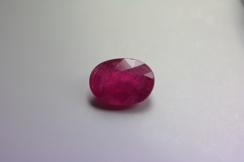 Ruby - Oval 3.840 ct