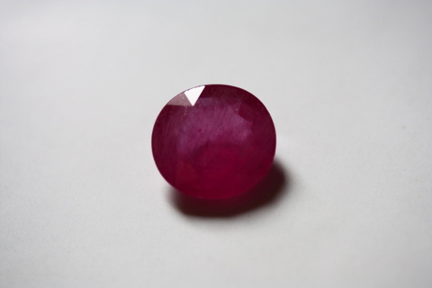 Ruby - Oval 3.765 ct