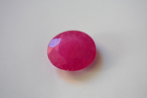 Ruby - Oval 3.240 ct
