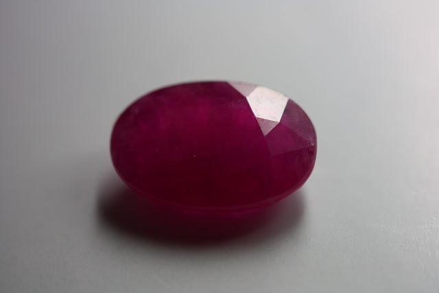 Ruby - Oval 4.005 ct