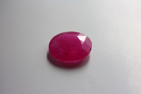 Ruby - Oval 3.745 ct