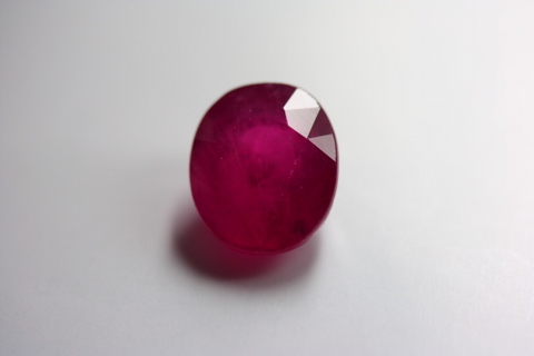 Ruby - Oval 5.200 ct