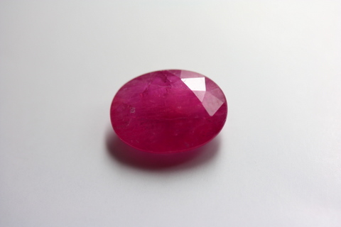 Ruby - Oval 3.990 ct