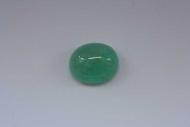 Emerald (Beryl) - Oval cabochon 4.315 ct
