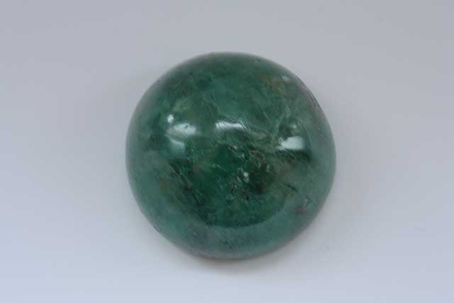 Emerald (Beryl) - Round cabochon 20.045 ct