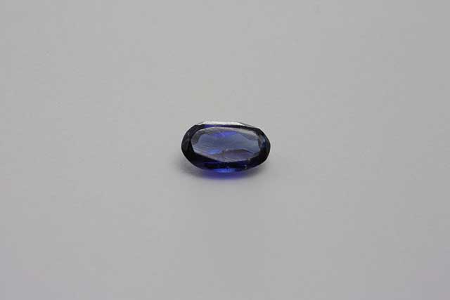 Sapphire - oval - 0.130 ct