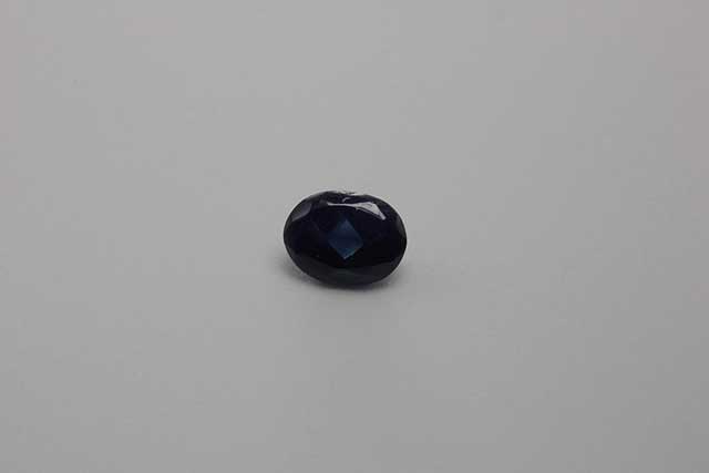 Sapphire - oval - 0.360 ct