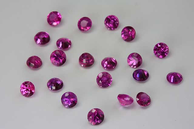 Sapphire - Round (21 stones) - 3.440 ct