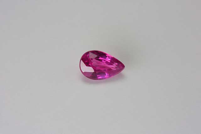 Sapphire - Pear - 0.350 ct