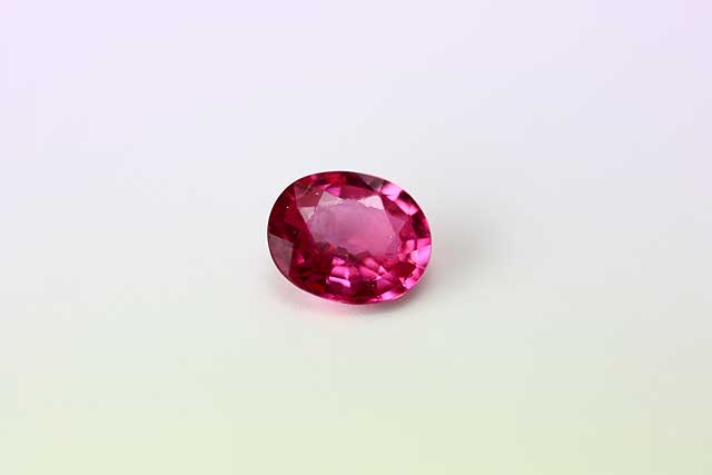 Ruby - Oval 0.365 ct