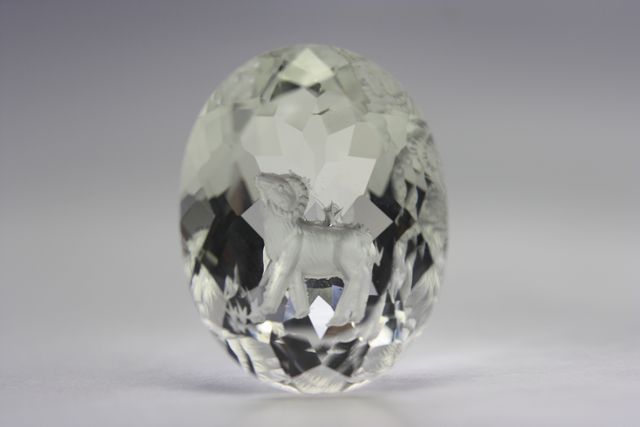 Rock crystal - Oval 17.625 cts - Aries