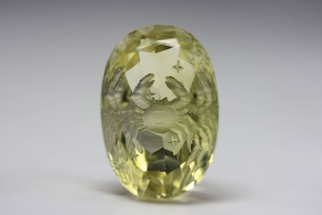 Citrine - Ovale 14.80 cts - Cancer